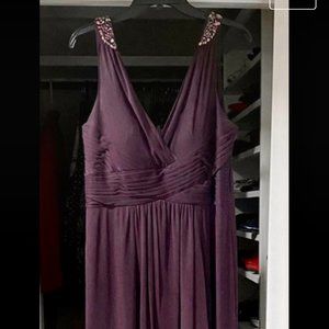 Adrianna Papell, lined purple gown, excellent condition